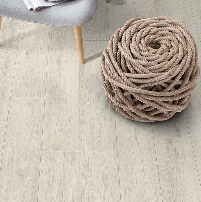 Ламинат EGGER Comfort Classic 33кл 8мм 4-v EC1053 Дуб Кортина белый изображение 5
