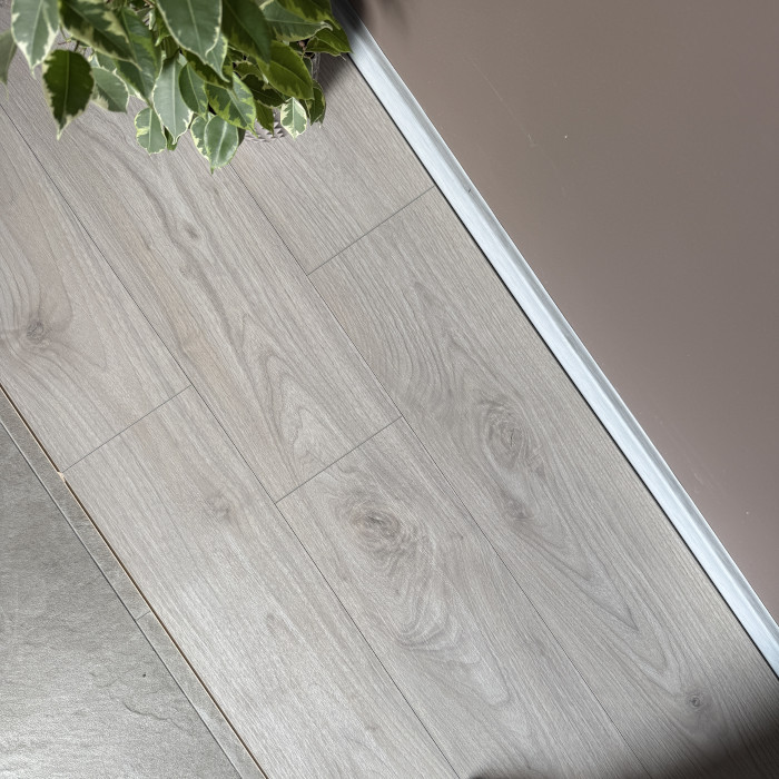 Ламинат EGGER Comfort Classic 33кл 8мм 4-v EC1067 Вуд Ашкрофт изображение 5