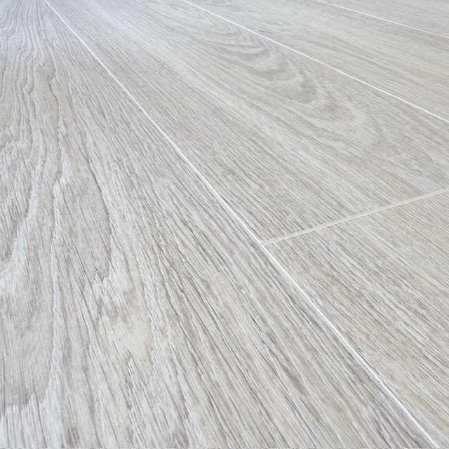 Ламинат EGGER Comfort Classic 33кл 8мм 4-v EC2040 Дуб Кортон белый изображение 8
